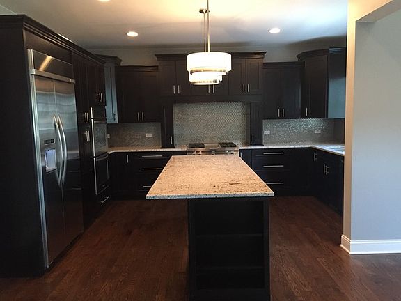 5th image of 1007 N Wilshire Ln