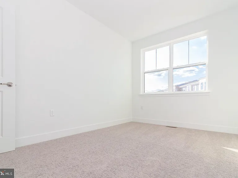 215 Lewis Fisher Dr #DR — Photo 38