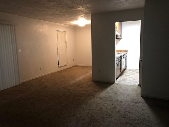 3rd image of 2131 Claremont Ln APT C