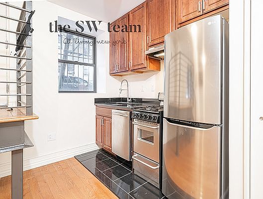 2nd image of 618 W 164th St APT 1E