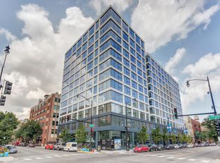 800 W Van Buren St #JR1BR, Chicago, IL 60607