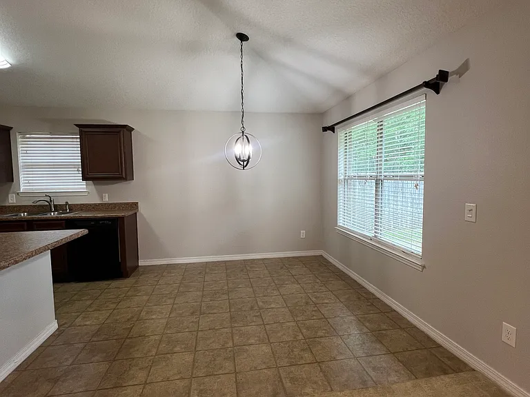 4928 Makenna Cir — Photo 13