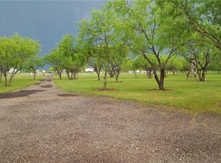 8825 Rolling Trails Ct, Alvarado, TX 76009