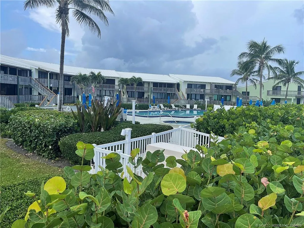 2355 NE Ocean Blvd — Photo 4