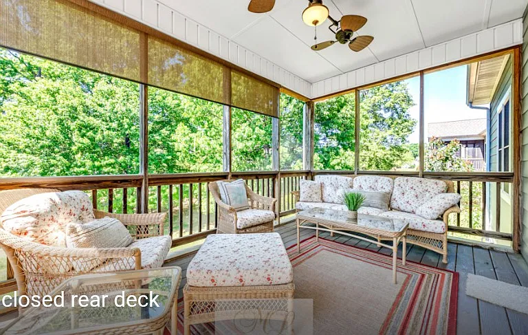 1066 Joffrey Dr — Photo 2