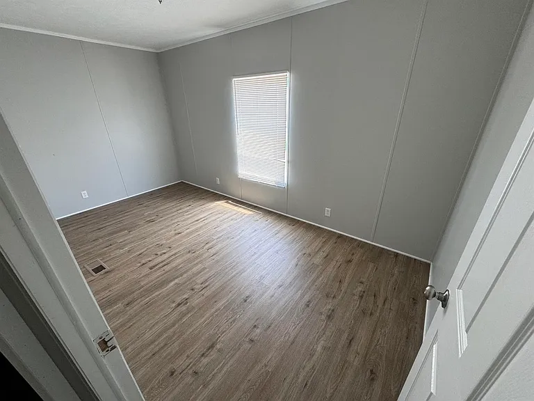 5899 Meadow Valley Dr — Photo 11
