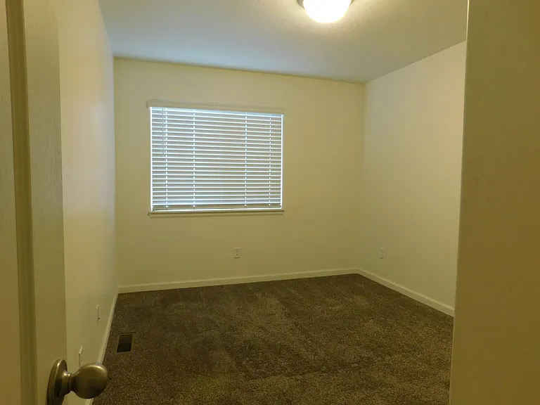 654 Trinity Way #B — Photo 15