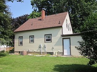 2nd image of 417 Franklin St