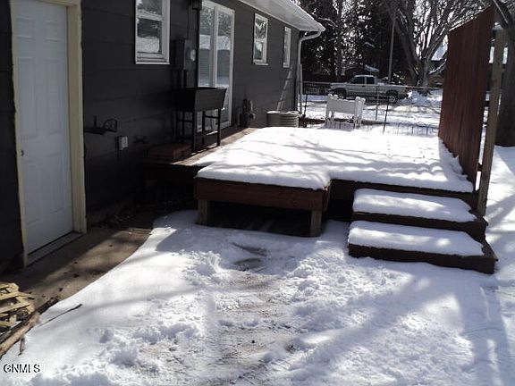 3rd image of 2430 Winchester Dr