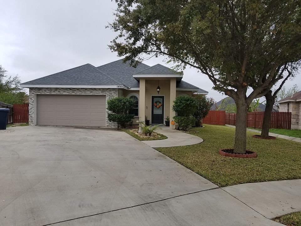 1st image of 1490 Rosewood Dr