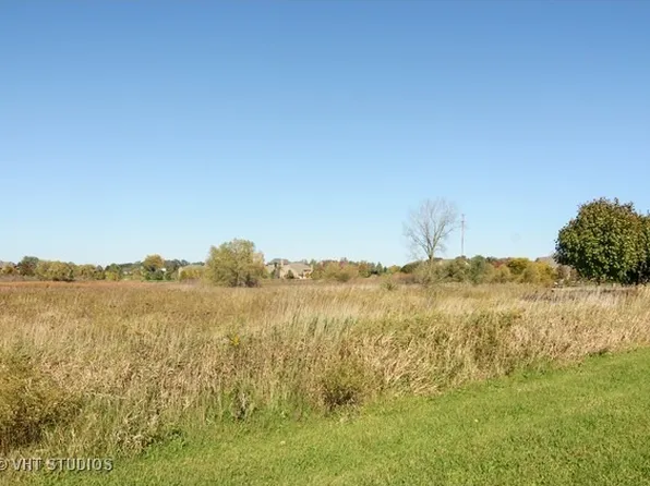 Governors Way, Hawthorn Woods, IL 60047