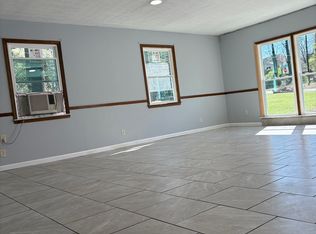 429 Strickland Ct, Lawrenceville, GA