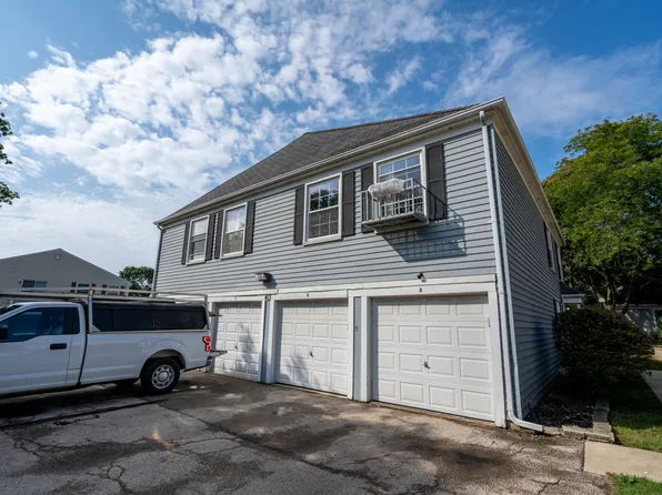 413 Sidney Ave Unit B, Glendale Heights, IL 60139