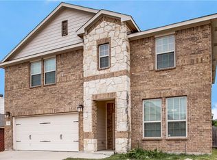 913 Reveille Rd, Fort Worth, TX 76108