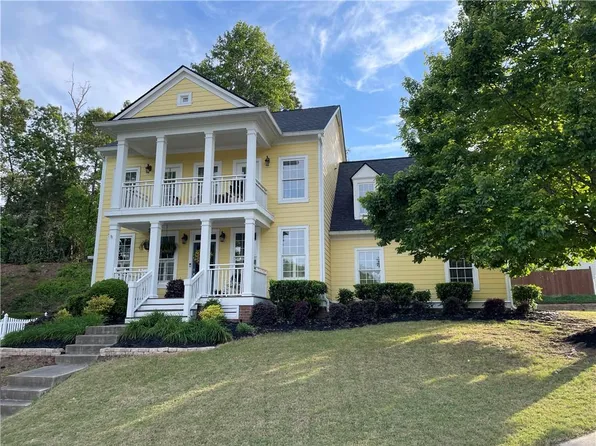 7314 Rocking Chair Ln, Hoschton, GA 30548