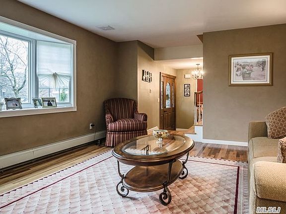 5th image of 27 Tideway Ln