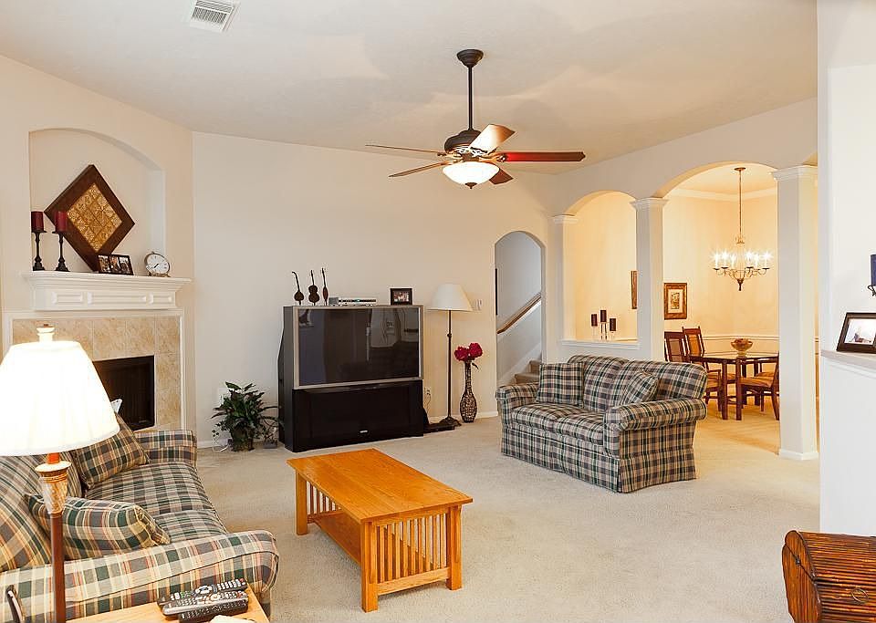 1st image of 1430 Sand Lake Ln