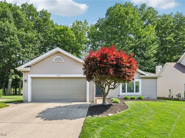 36437 Valley Vista Dr, Eastlake, OH 44095