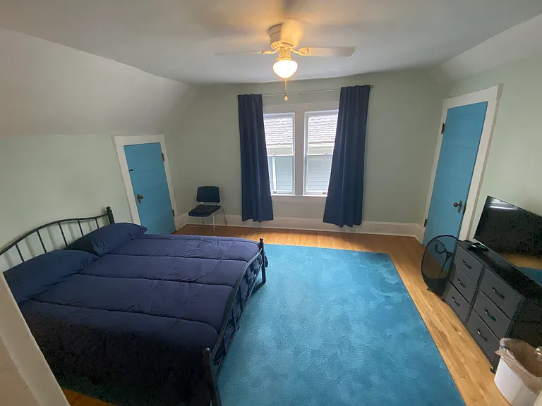 520 King George Ave SW — Photo 23