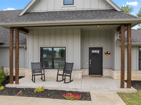 2429 W Union St, Collinsville, OK 74021