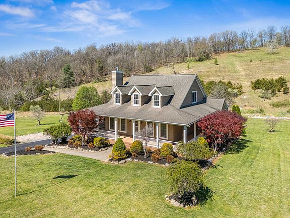 2nd image of 721 Leaport Rd