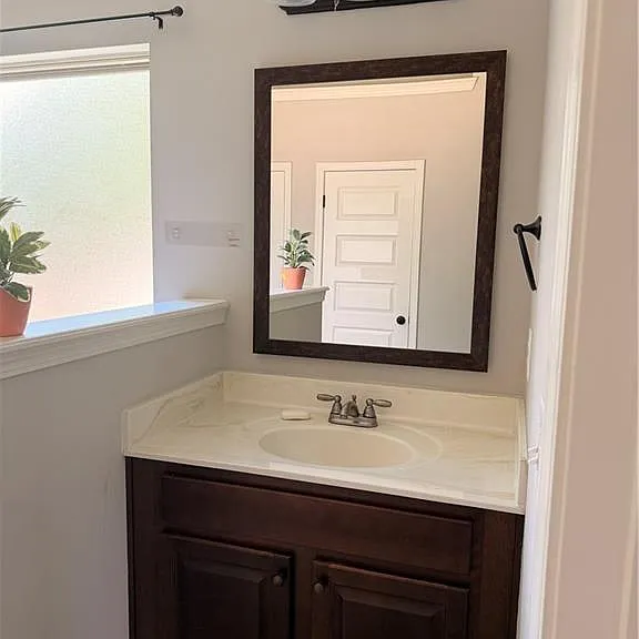 559 Madison Park Dr — Photo 49