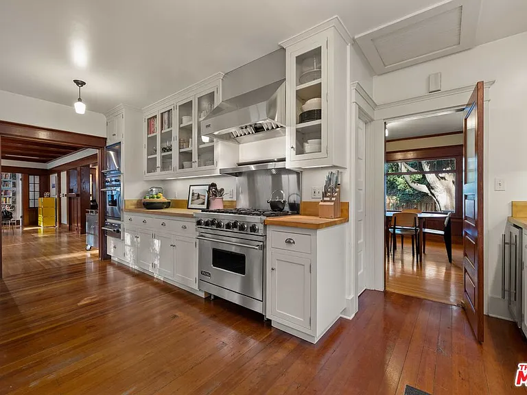 8050 Jovenita Canyon Dr — Photo 11