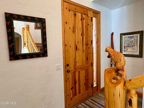 3rd image of 104 Mountain Lodge Way