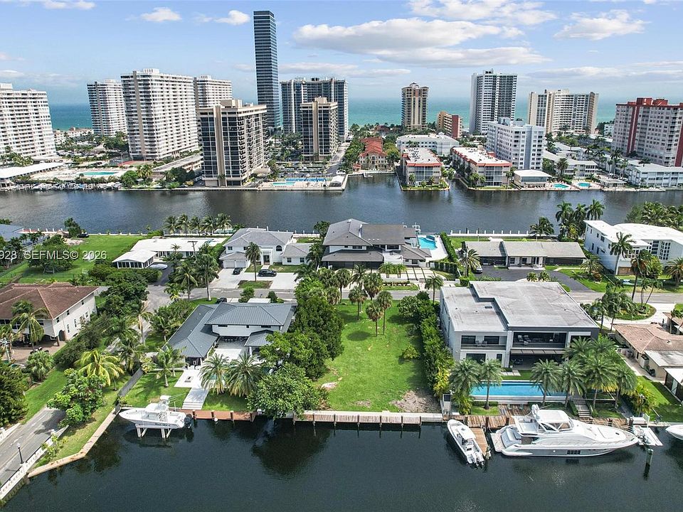 1st image of 606 Palm Dr