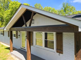 1881 Parker Rd, Bedford, VA 24523