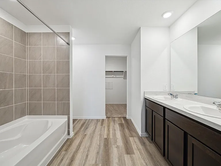 1002 Concord Pointe Ln — Photo 6