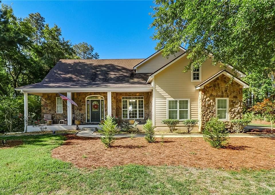 1st image of 166 Heron Point Ln