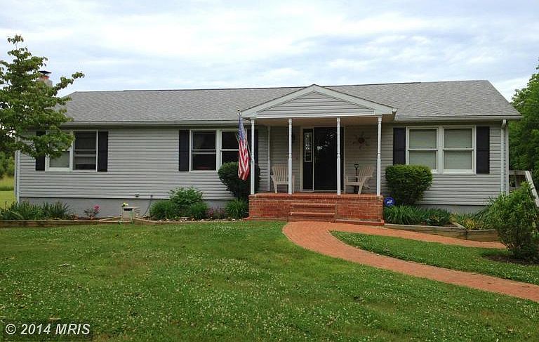 1st image of 998 Comstock Dr