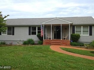 998 Comstock Dr, Shepherdstown, WV 25443