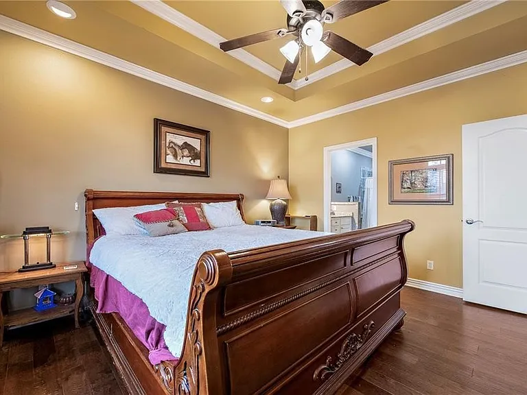 11073 Club House Pkwy — Photo 12