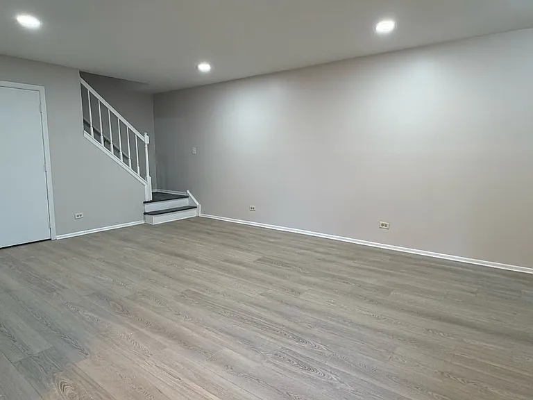 1005 Cleveland Ct #33 — Photo 2