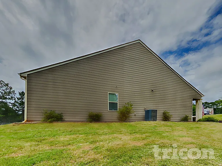 30 Fernwood Ct — Photo 16
