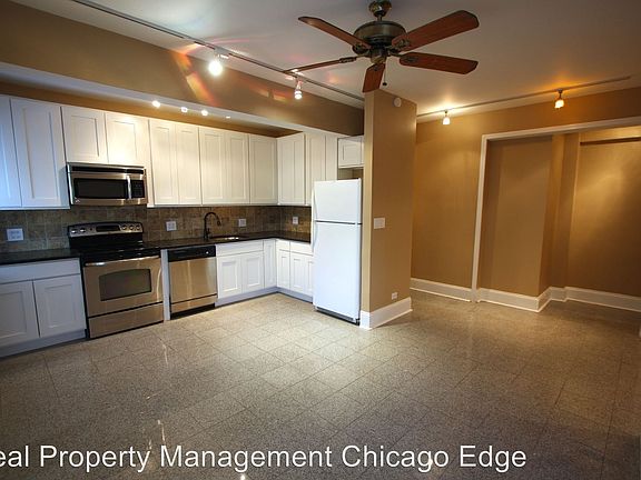 5th image of 5044 N Marine Dr #5C