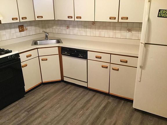 2nd image of 721-7 Zlotkin Cir