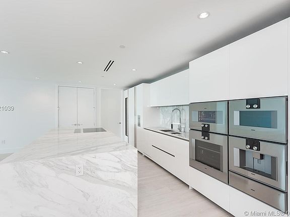 4th image of 10201 Collins Ave #1107W
