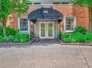 302 Fox Chapel Rd APT 510, Pittsburgh, PA 15238