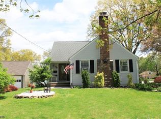 76 Boulevard, Pequannock, NJ 07440