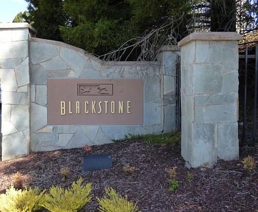 3rd image of 3888 Blackstone Ct