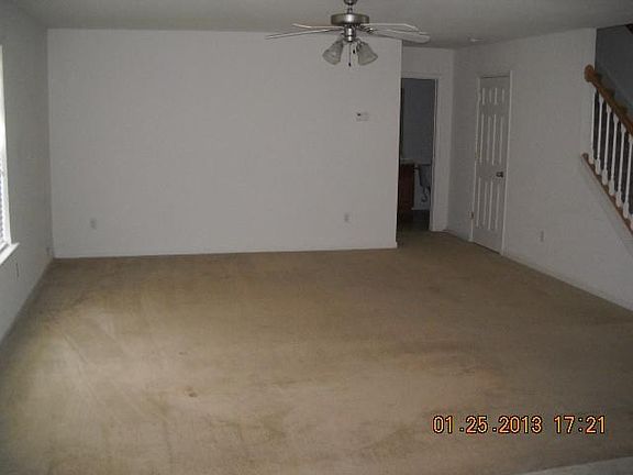 5th image of 154 Stockbridge Dr