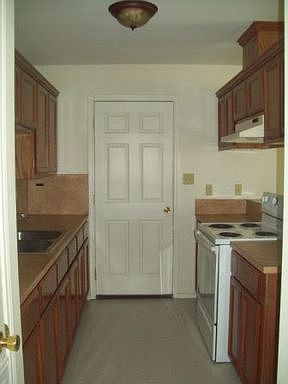 5th image of 1013 W Toffee Dr