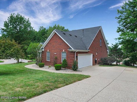 3rd image of 7505 Deer Hollow Ln