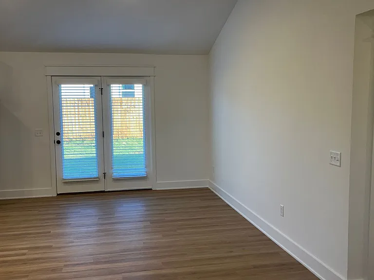 2441 E Timber Oak St — Photo 6