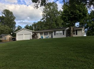 216 Beechnut Cir, Ridgeway, VA 24148