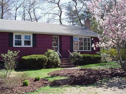 1st image of 240 Ewing Dr