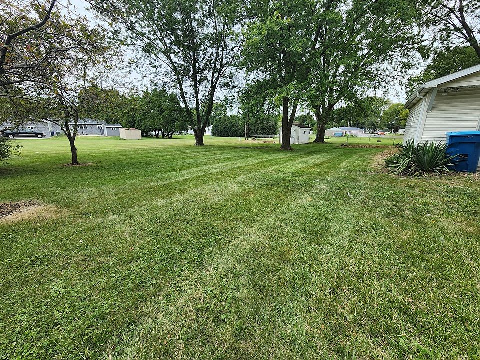 2nd image of 710 Starlite Blvd